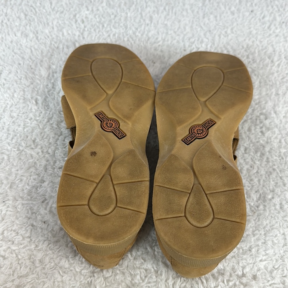 Earth Shoes Womens Fisherman Sandal size 7.5 Tan Leather Slip on Flat - Picture 8 of 9